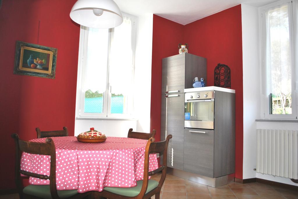 Villa Ortensia Oliveto Lario Szoba fotó